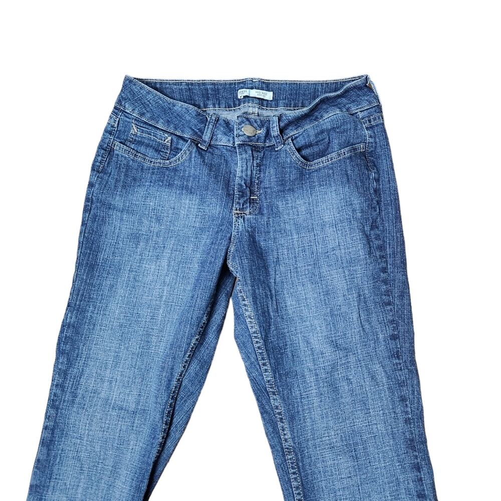 Riders By Lee Jeans Womens Size 8 Petite Mid Rise Boot Cut Medium Wash - Picture 3 of 10